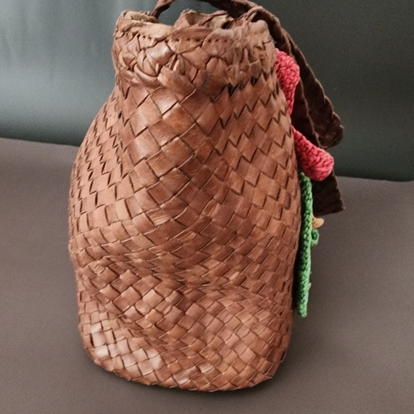 Paolo Masi Brown Tote with Colorful Floral Accents - Picture 4 of 9